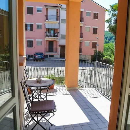 A Casa Di Franci アパート ウルバーニア